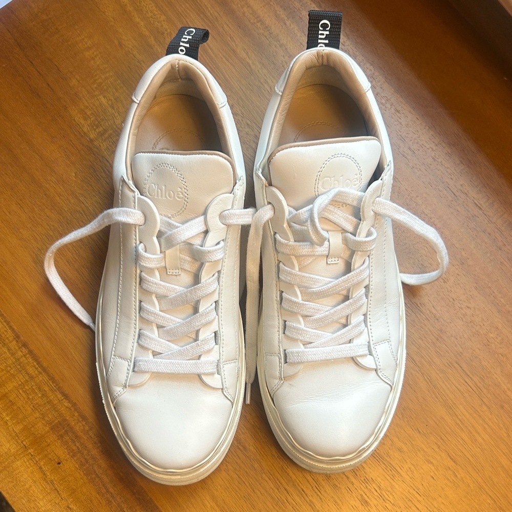 Chloe Women's Scalloped White Leather Sneakers